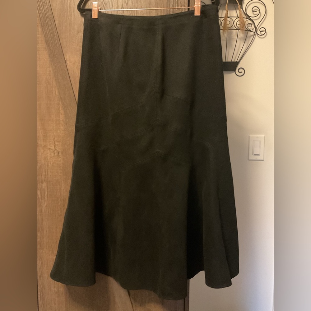 *Marks & Spencer* Elegant Black Fit & Flare Faux Suede Midi Skirt